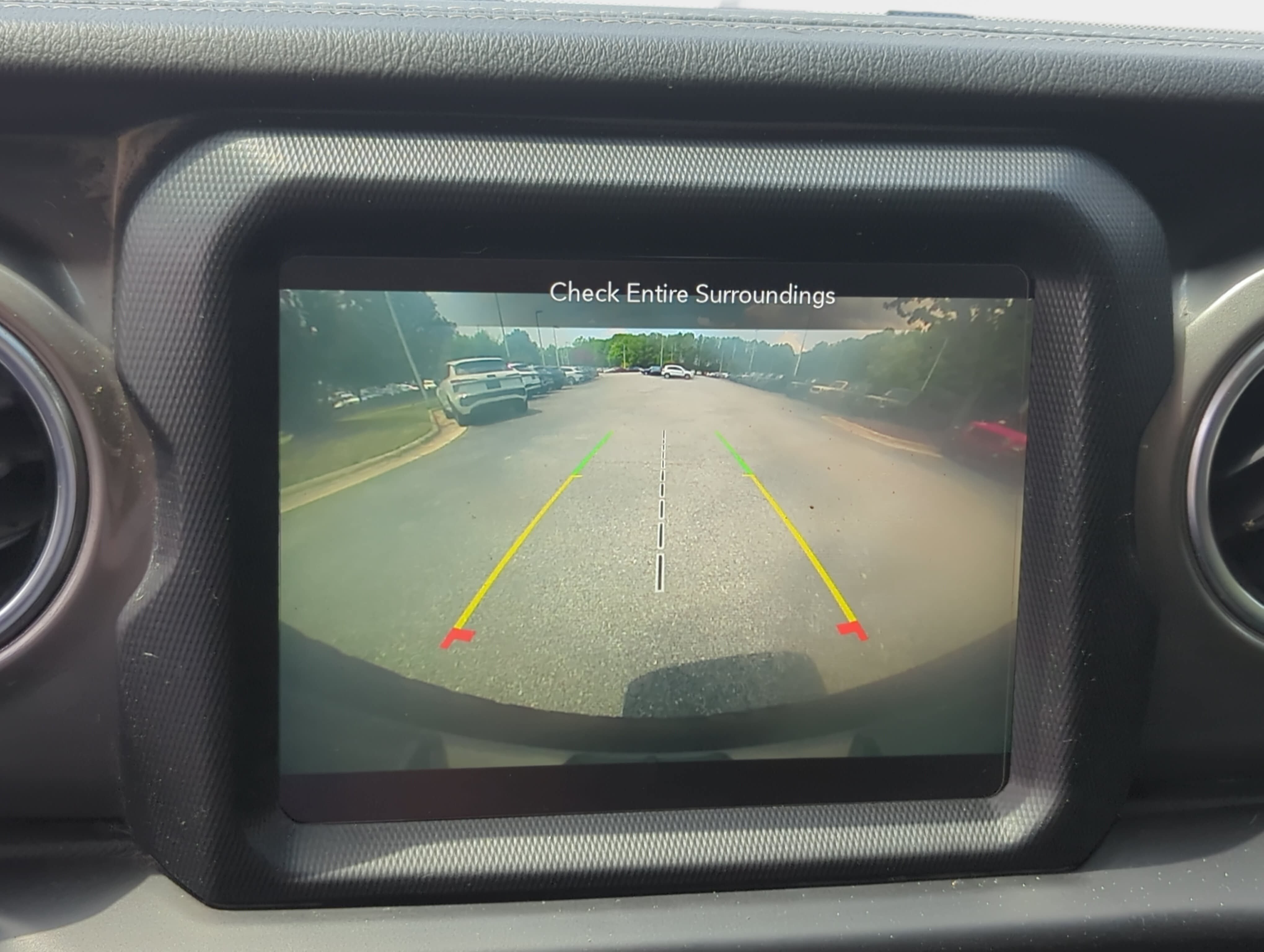 Used 2021 Jeep Wrangler Unlimited Sahara AWD/4WD image 21