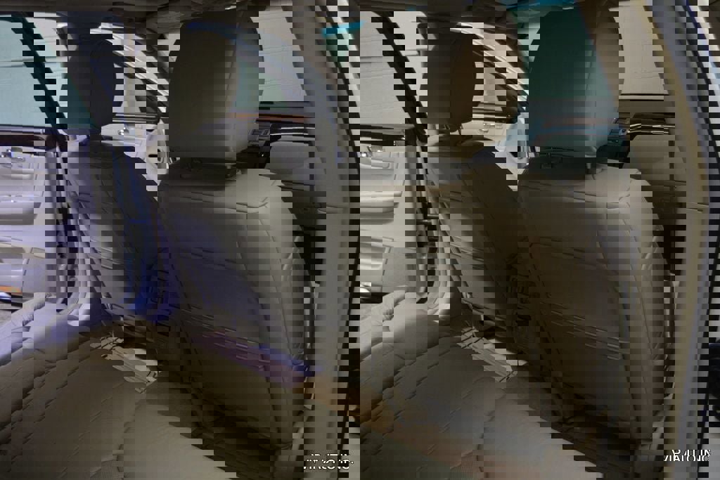 Used 2011 Cadillac DTS Luxury image 19