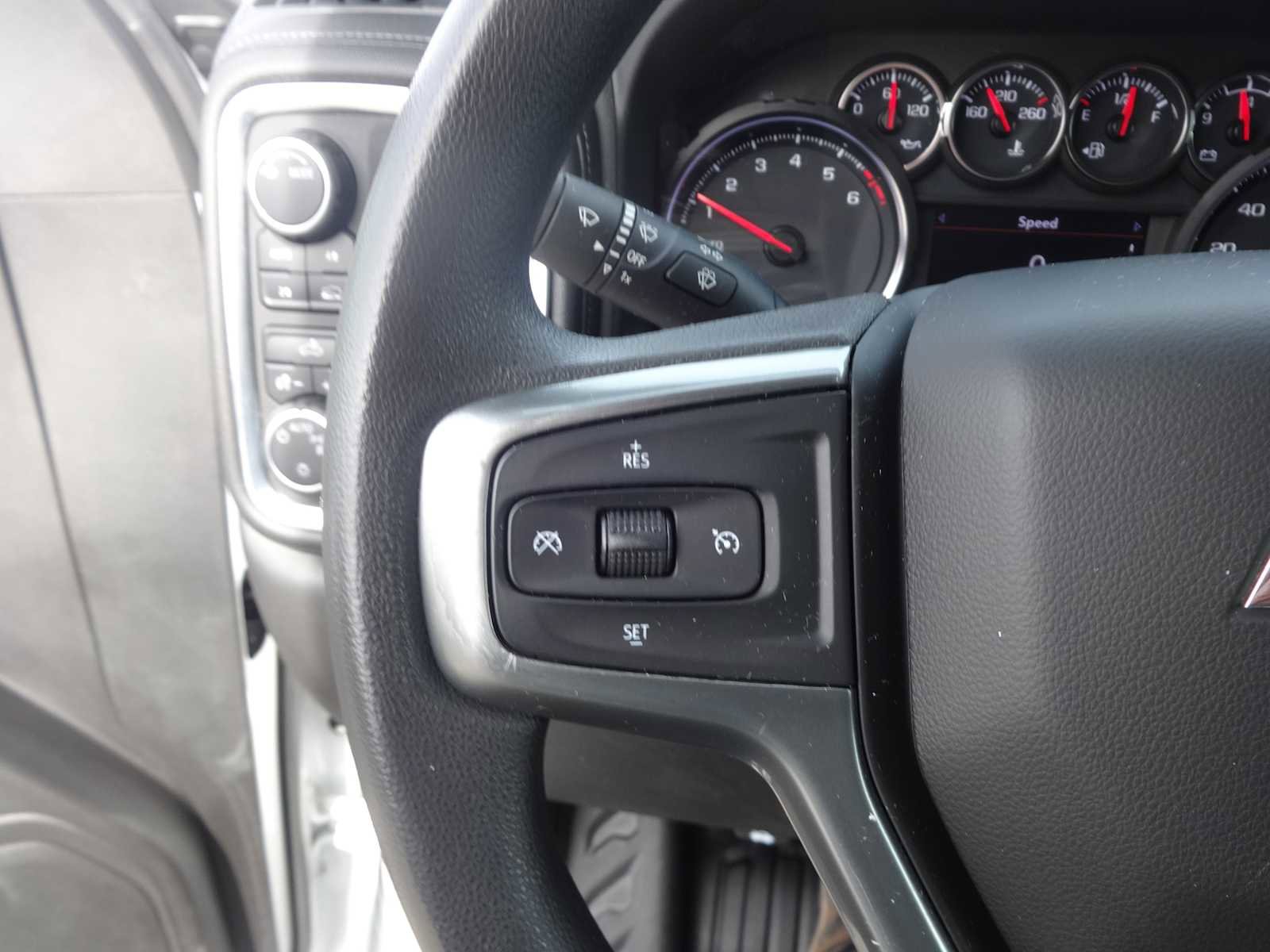 Used 2021 Chevrolet Silverado 1500 LT w/ Remote Start Package image 22