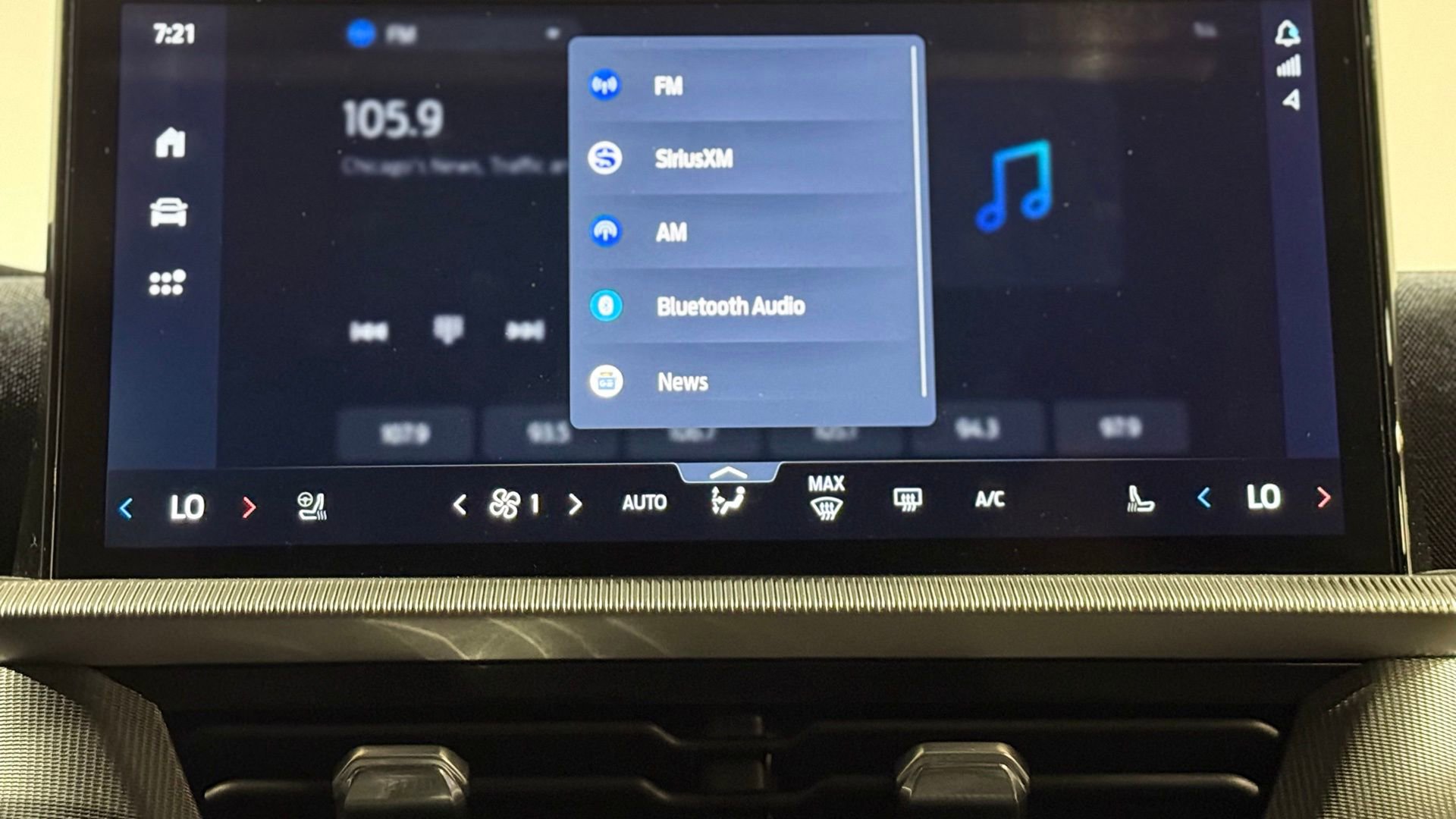 Used 2025 Ford Explorer ST w/ Sun And Sound Package image 81