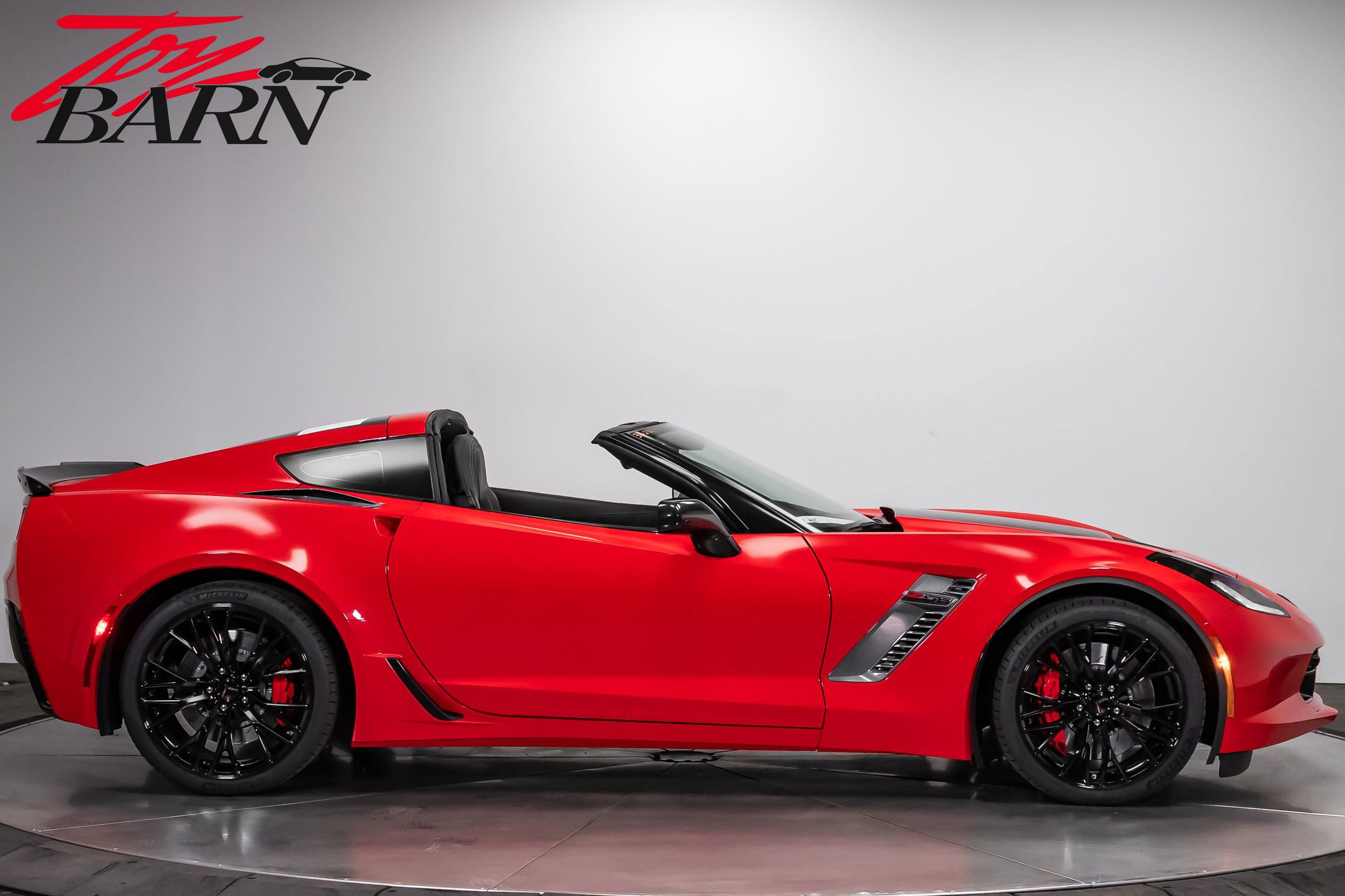 Used 2017 Chevrolet Corvette Z06 RWD image 6