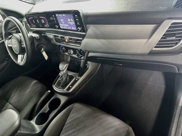 Used 2024 Kia Seltos LX AWD/4WD image 29