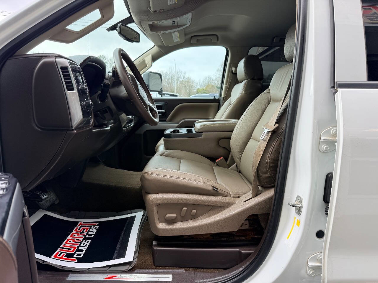 Used 2015 Chevrolet Silverado 2500 LT w/ LT Convenience Package image 20