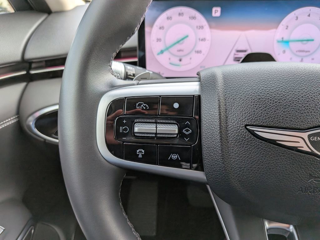 Used 2026 Genesis GV70 2.5T Select AWD/4WD image 16