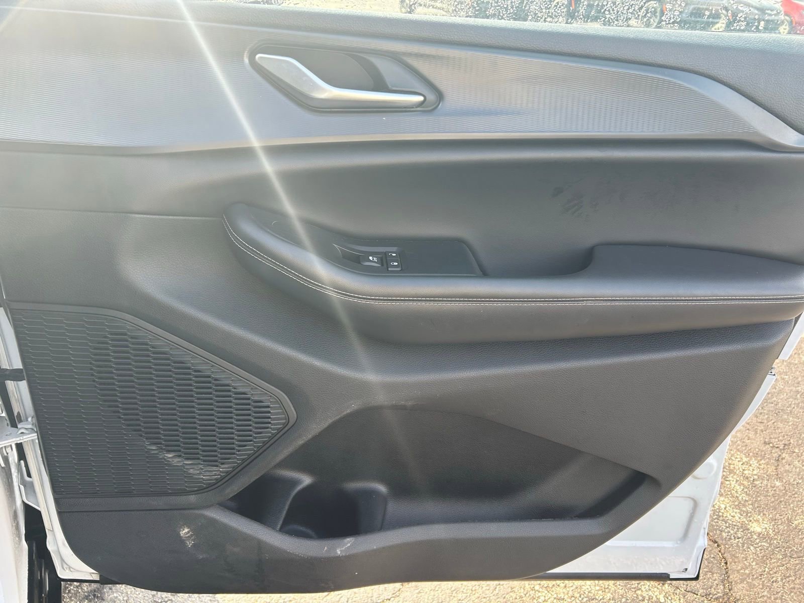 Used 2023 Jeep Grand Cherokee L Laredo image 31