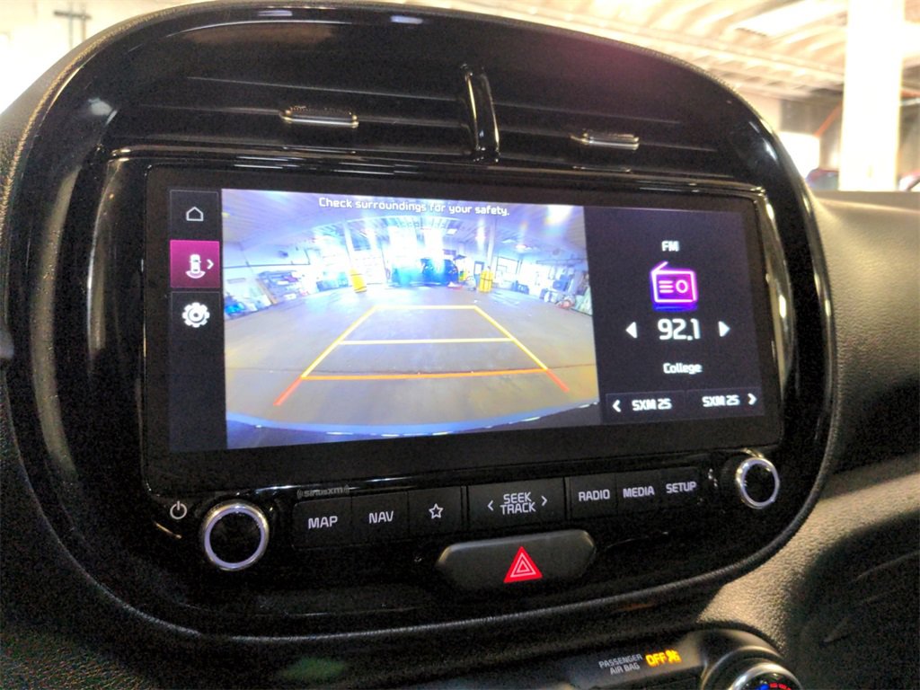 Used 2023 Kia Soul EX image 18