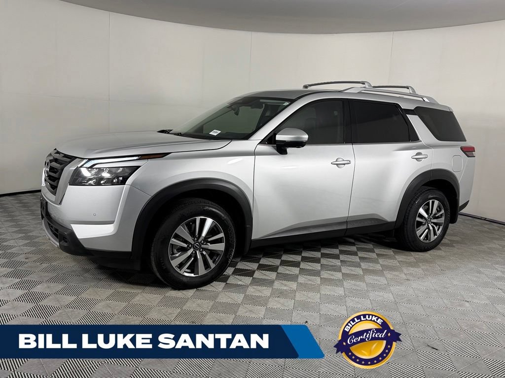 Used 2025 Nissan Pathfinder SL FWD video 1