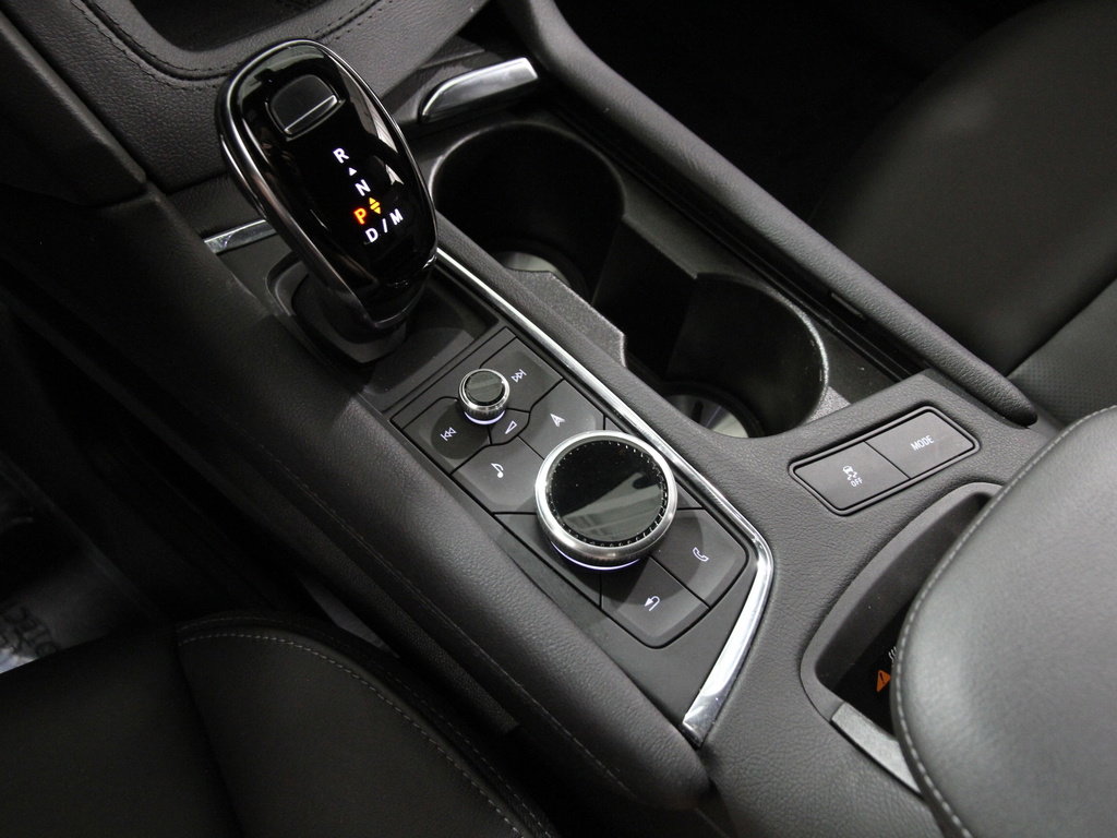 Used 2024 Cadillac XT6 Sport image 17