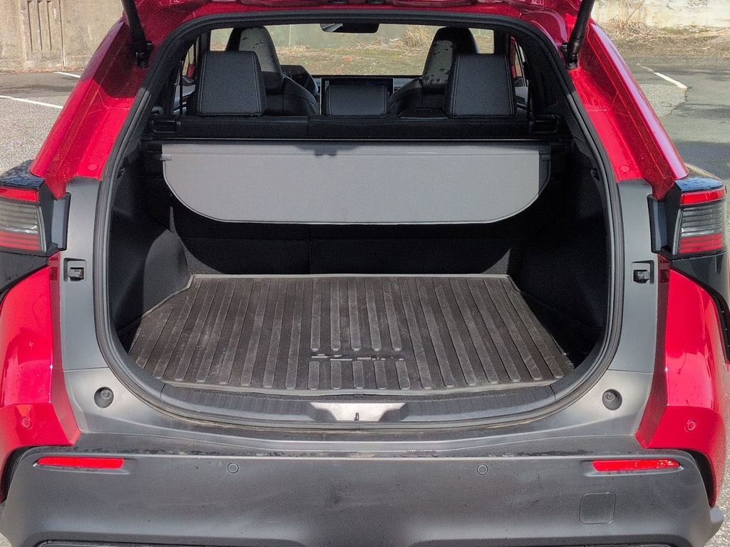 Used 2024 Toyota bZ4X XLE w/ Weather Package image 23