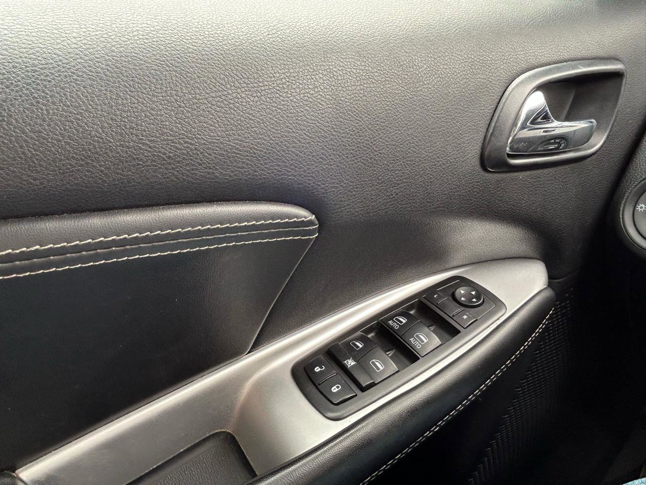 Used 2013 Dodge Journey R/T w/ Flexible Seating Group AWD/4WD image 31