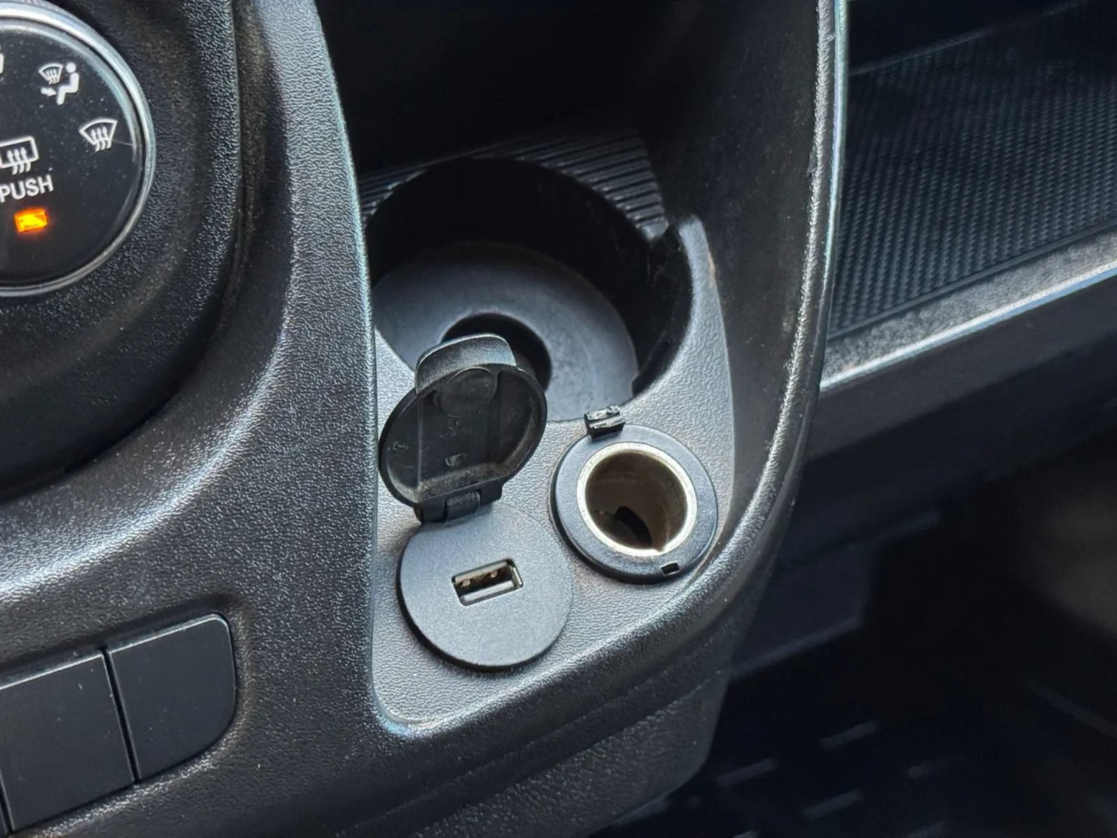 Used 2017 RAM ProMaster 1500 FWD image 36