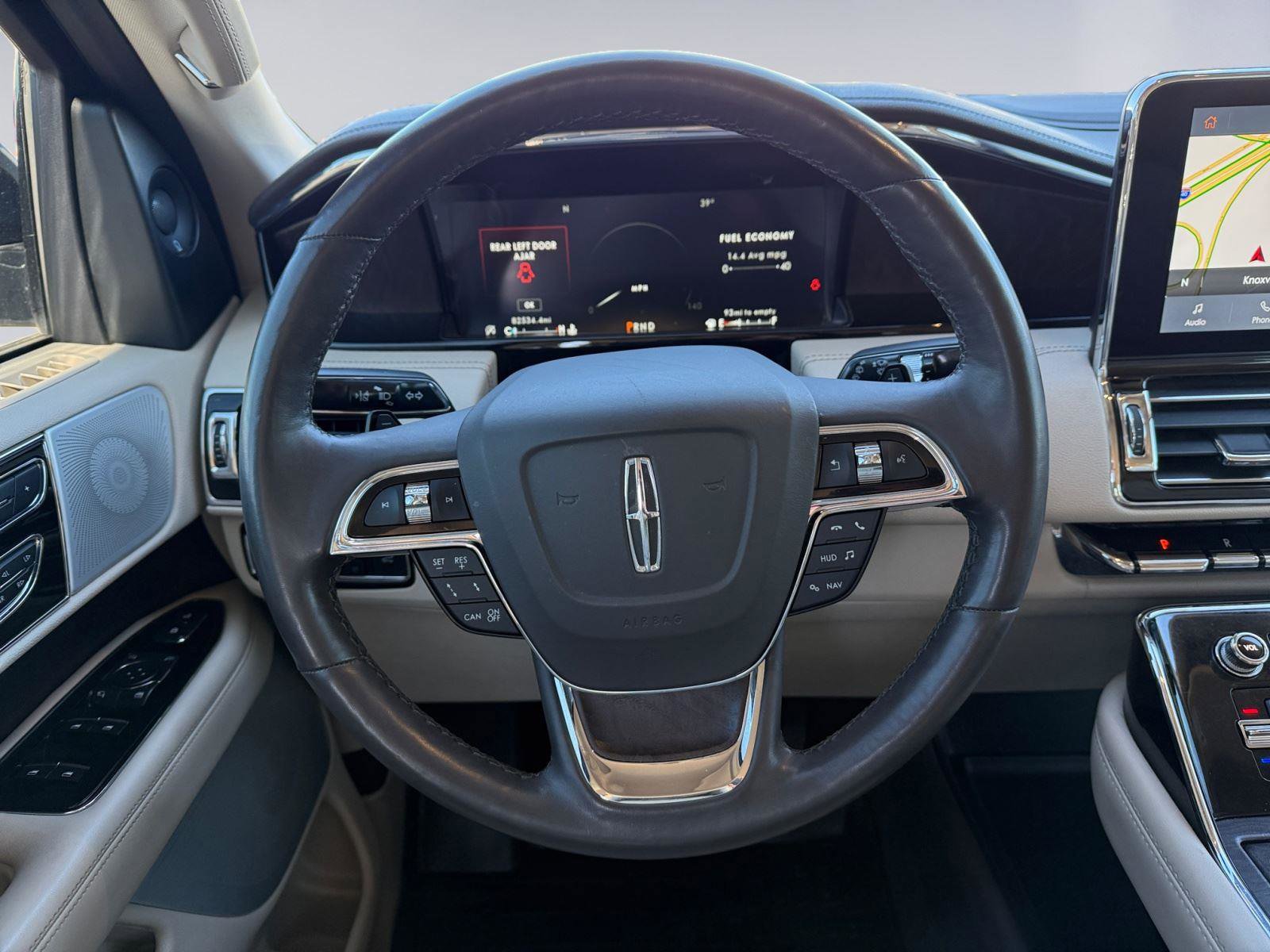 Used 2021 Lincoln Navigator Reserve w/ Luxury Package image 19