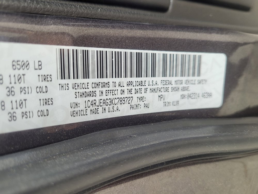 Used 2019 Jeep Grand Cherokee Laredo w/ Laredo X Package image 33