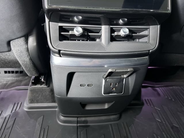 Certified 2026 Cadillac Vistiq Luxury w/ LPO, Floor Liner Package AWD/4WD image 21