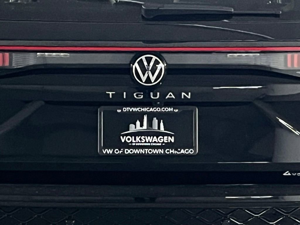 New 2026 Volkswagen Tiguan SEL R-Line AWD/4WD image 34