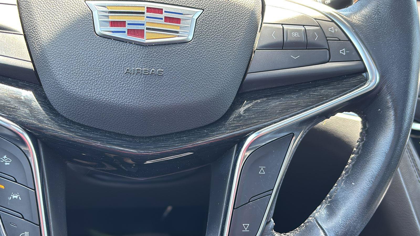 Certified 2023 Cadillac XT5 Premium Luxury FWD image 30