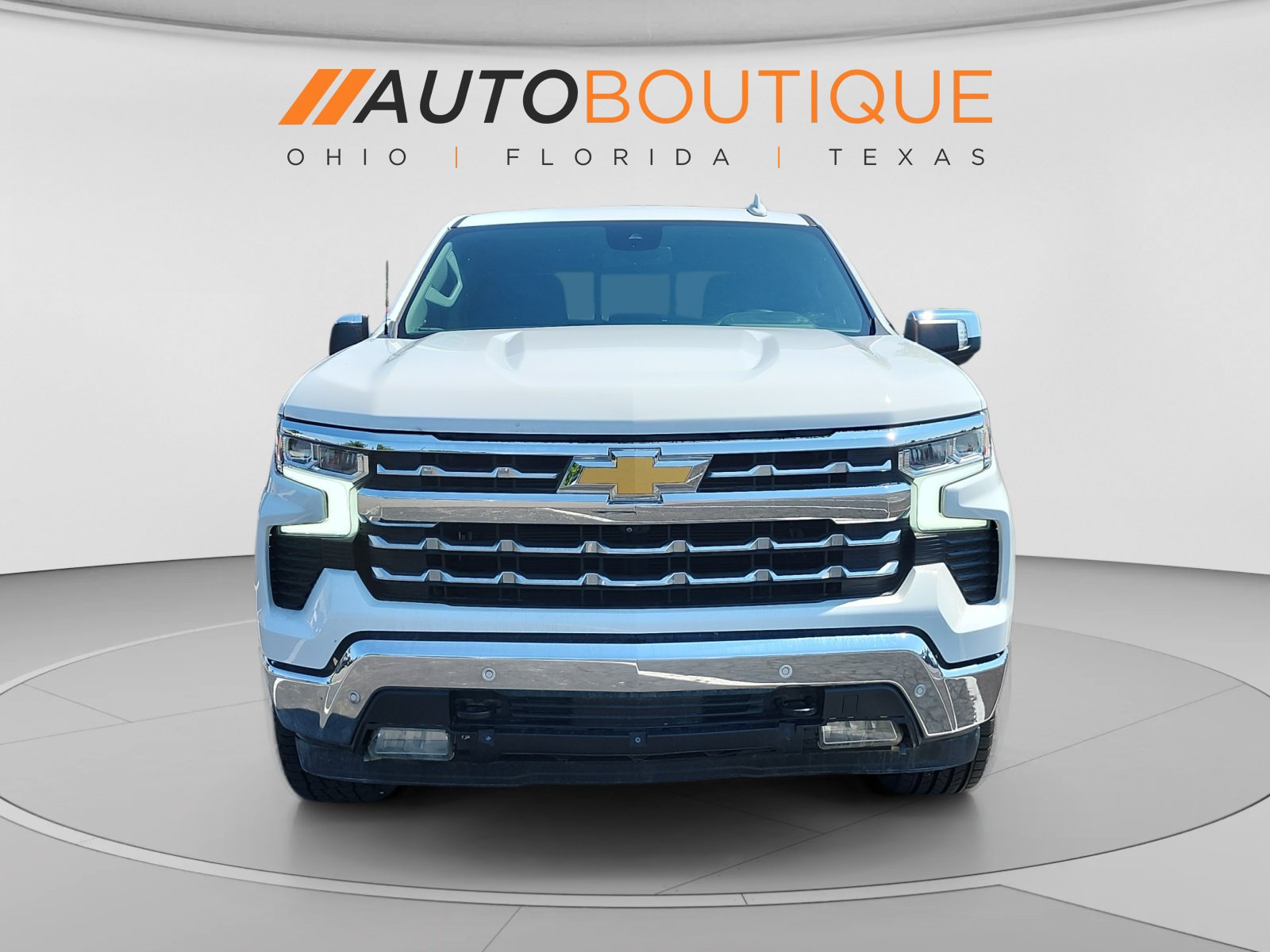 Used 2023 Chevrolet Silverado 1500 LTZ w/ LTZ Convenience Package II AWD/4WD image 8