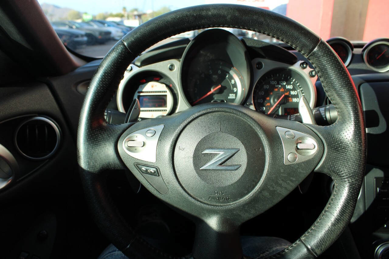 Used 2012 Nissan 370Z Roadster 2dr Convertible image 21