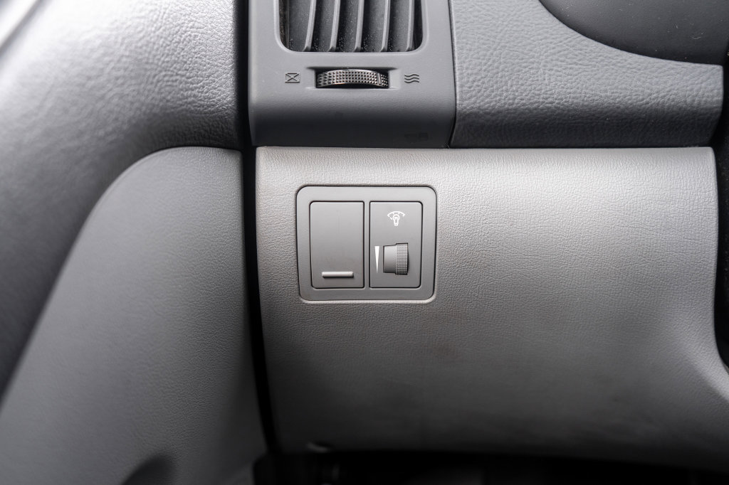 Used 2010 Hyundai Elantra GLS FWD image 20