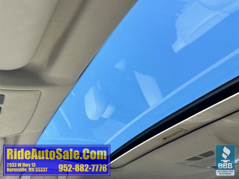 Used 2009 BMW 528i xDrive Sedan AWD/4WD image 32