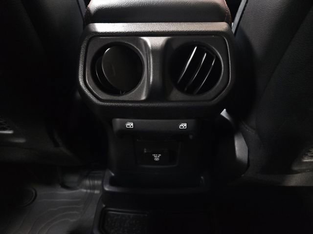 Used 2021 Jeep Wrangler Unlimited Rubicon image 18