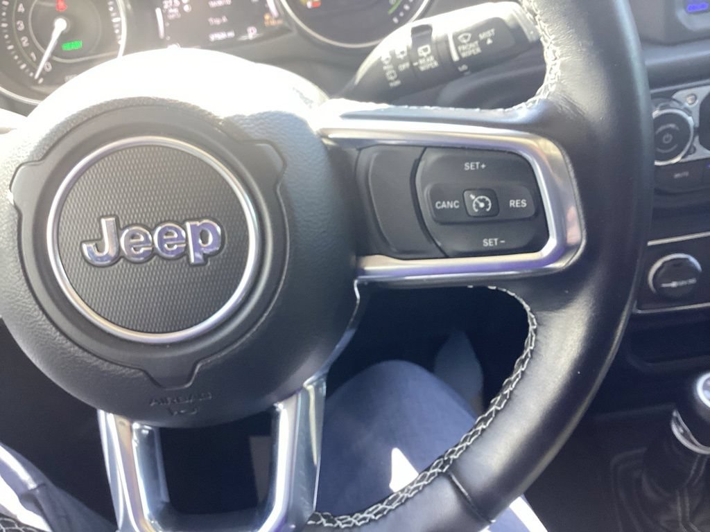 Used 2023 Jeep Wrangler Unlimited Sahara w/ Cold Weather Group AWD/4WD image 12