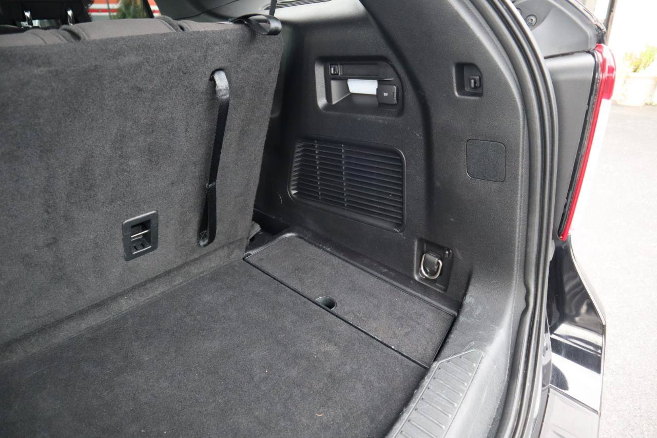 Used 2020 Ford Explorer XLT AWD/4WD image 53