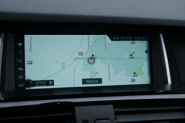 Used 2017 BMW X3 xDrive28i image 4