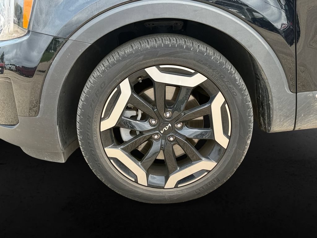 Used 2025 Kia Telluride S AWD/4WD image 13