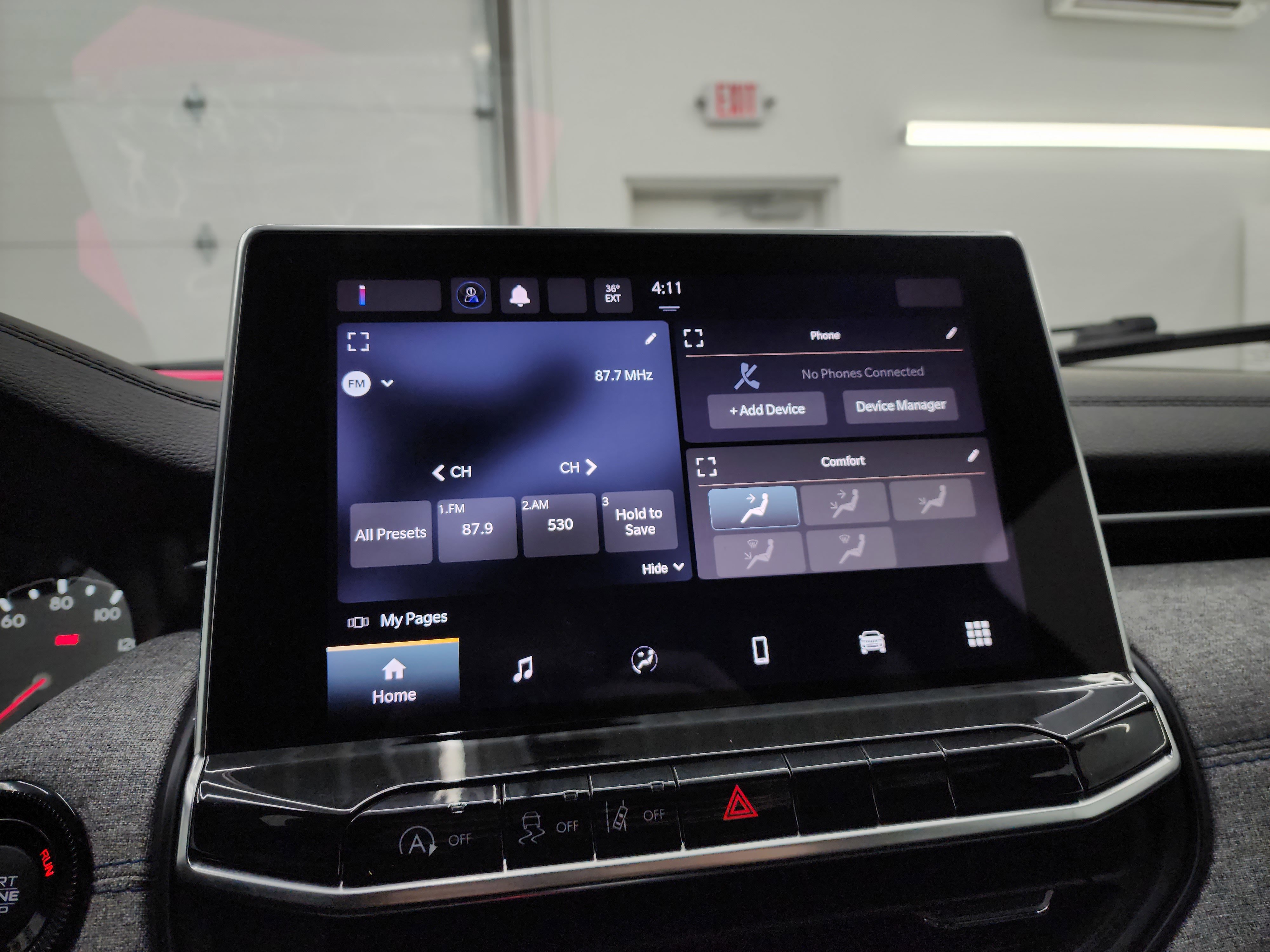 Used 2024 Jeep Compass Latitude image 43