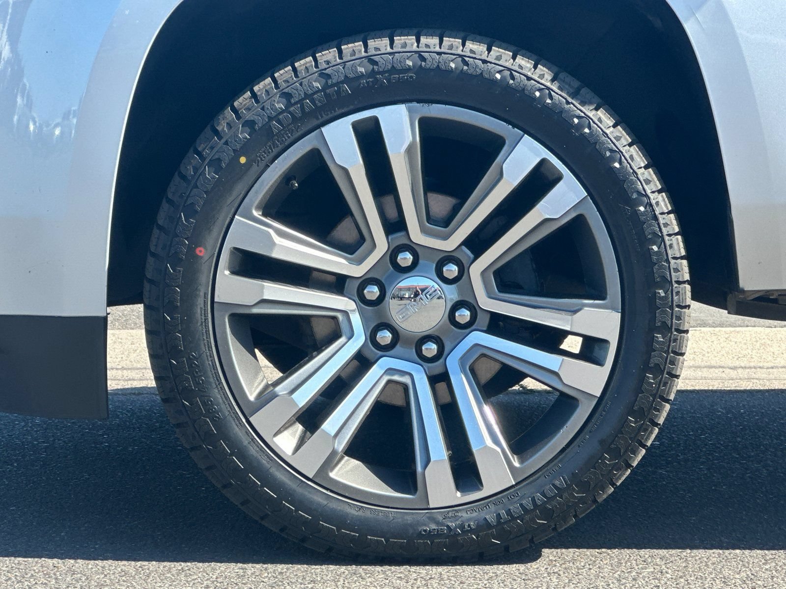 Used 2020 GMC Yukon Denali w/ Denali Ultimate Package AWD/4WD image 35