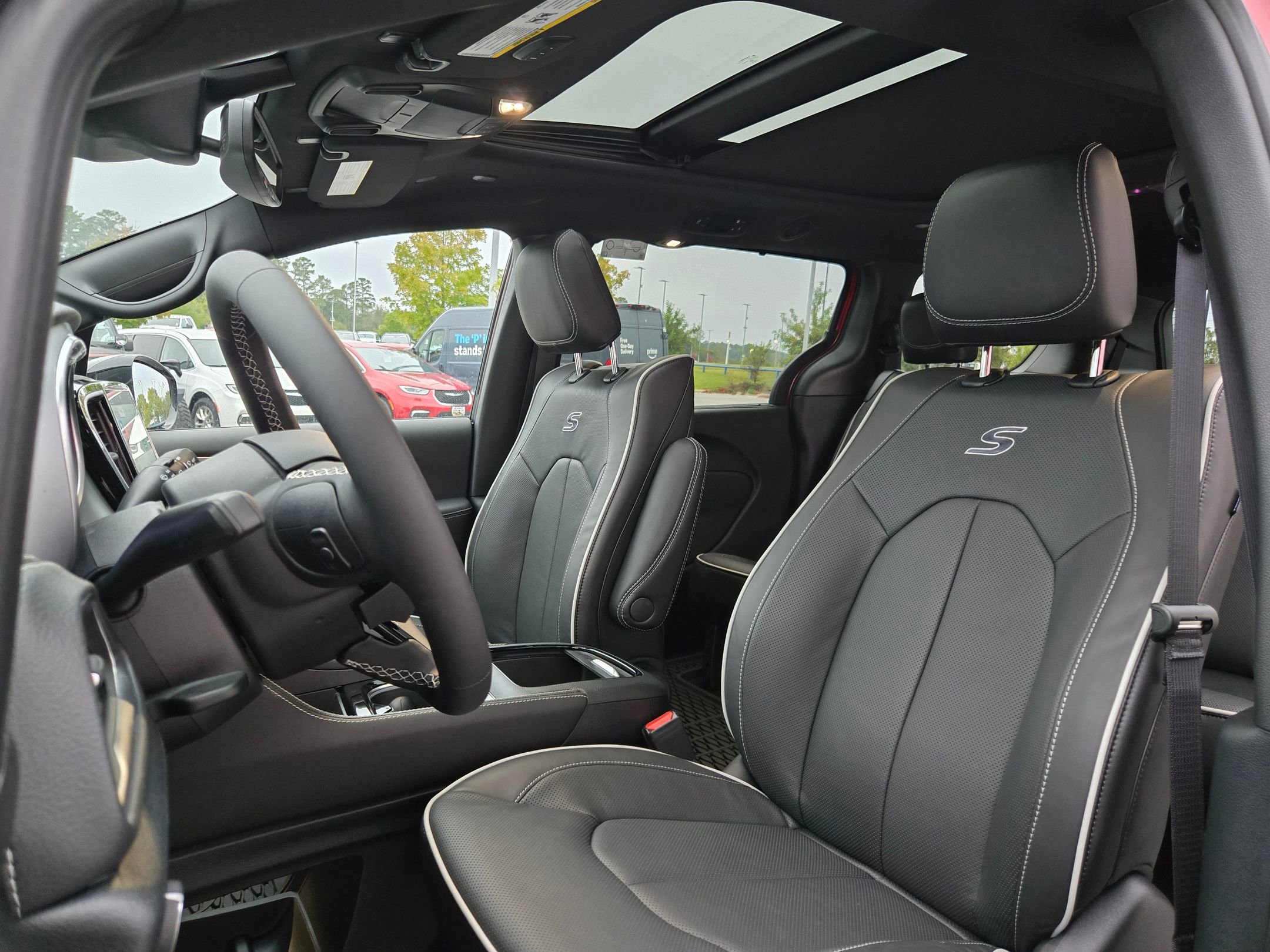 New 2026 Chrysler Pacifica Limited image 20