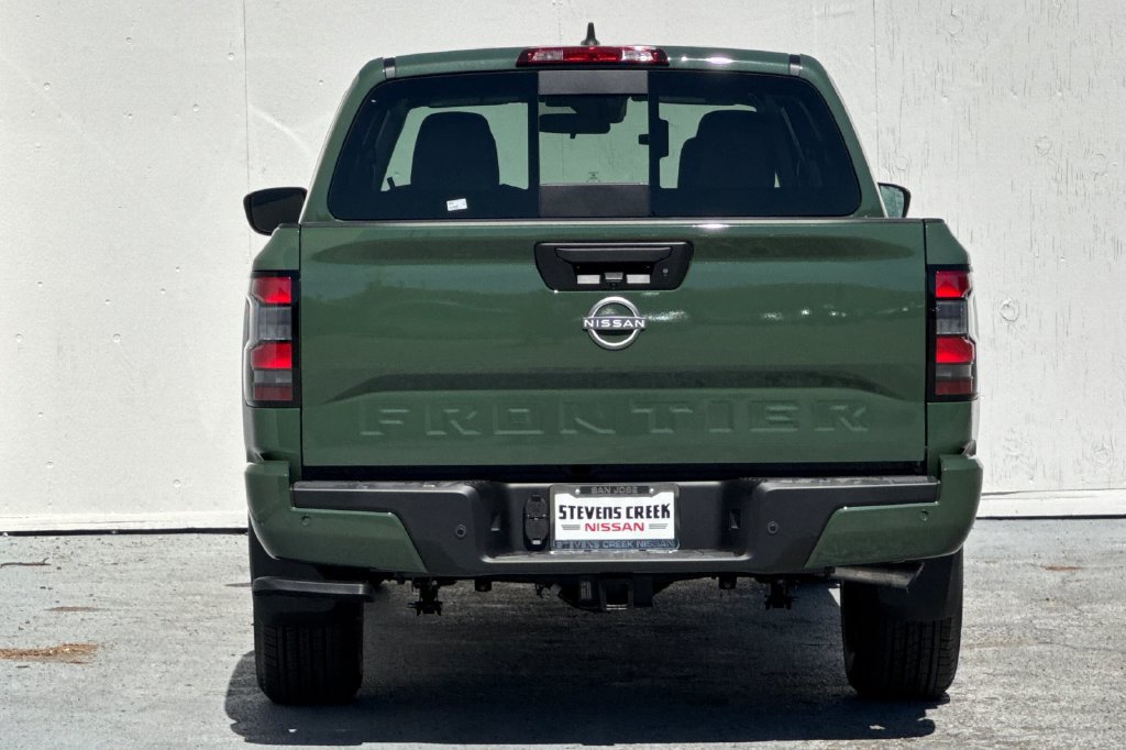 New 2026 Nissan Frontier SV w/ Tow Package RWD image 5