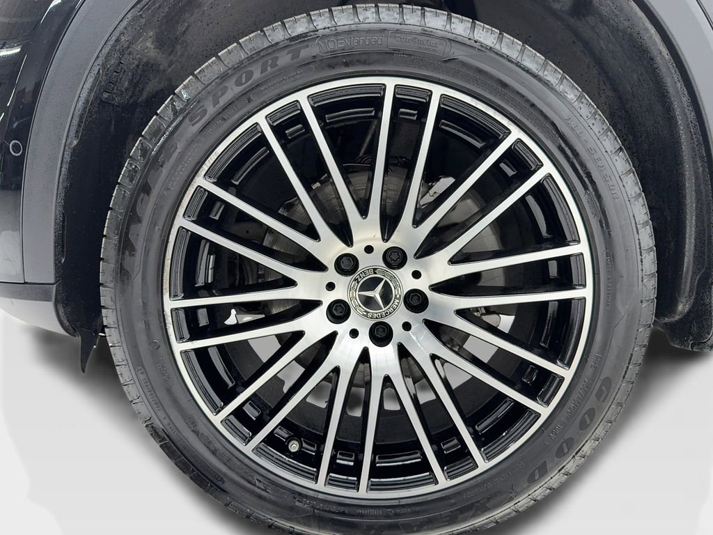 Used 2024 Mercedes-Benz GLC 300 image 53