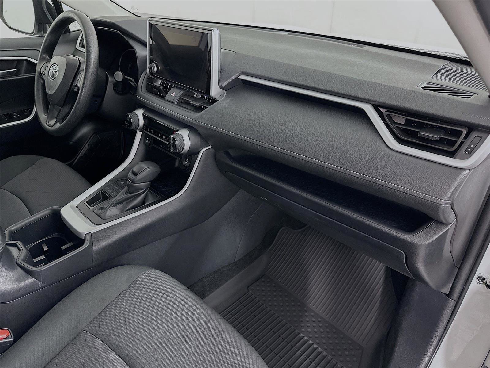 Certified 2025 Toyota RAV4 XLE image 27