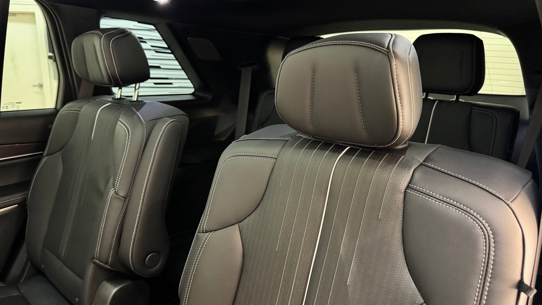 New 2026 Cadillac Vistiq Sport image 36