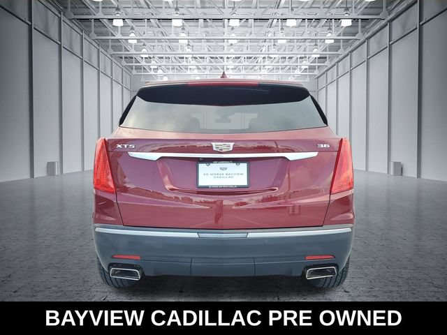 Used 2018 Cadillac XT5 Luxury w/ Driver Awareness Package FWD image 4