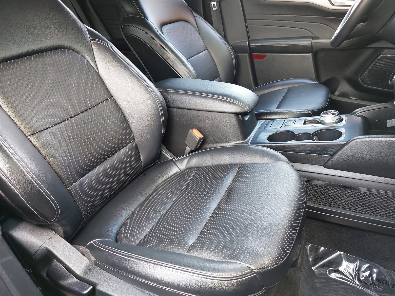 Used 2022 Ford Escape SEL image 10