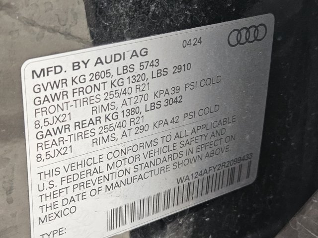 Certified 2024 Audi SQ5 Premium Plus w/ S Sport Package AWD/4WD image 18