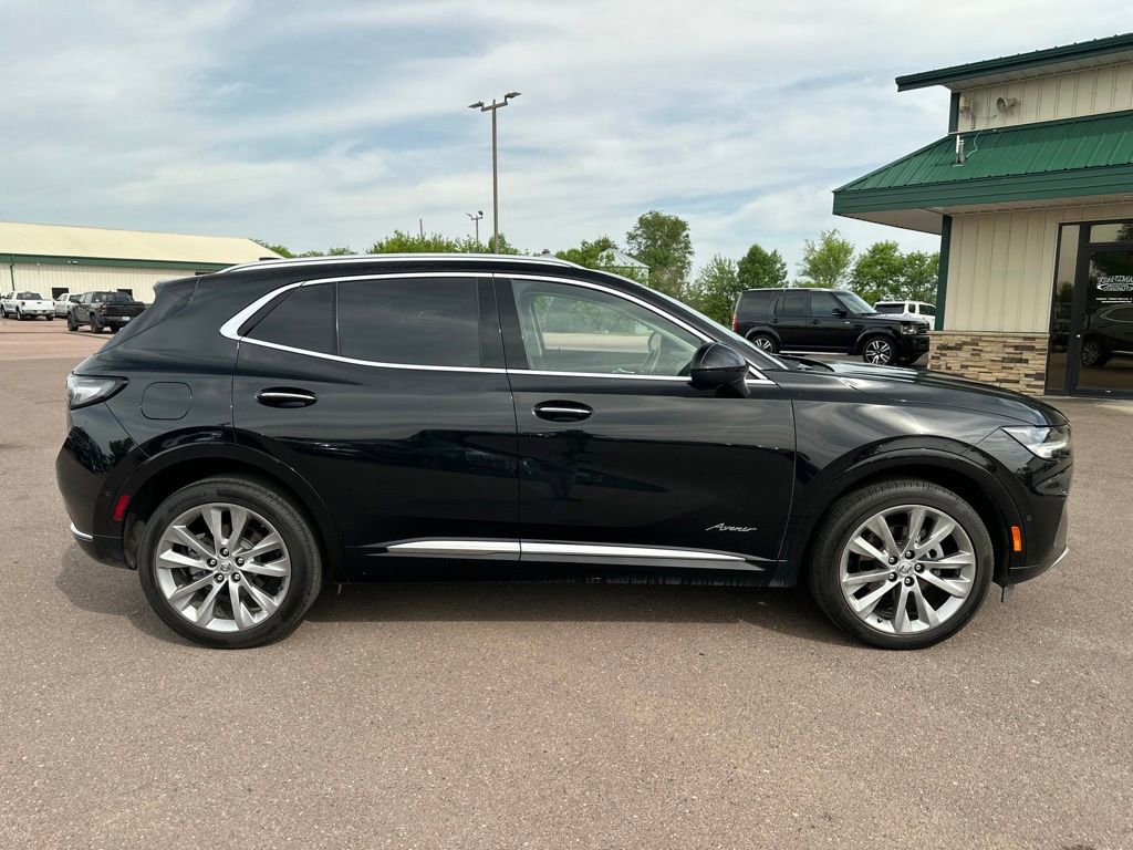 Used 2023 Buick Envision Avenir AWD/4WD image 34