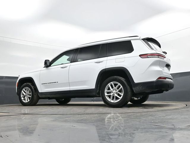 Used 2023 Jeep Grand Cherokee L Laredo w/ Luxury Tech Group I image 32