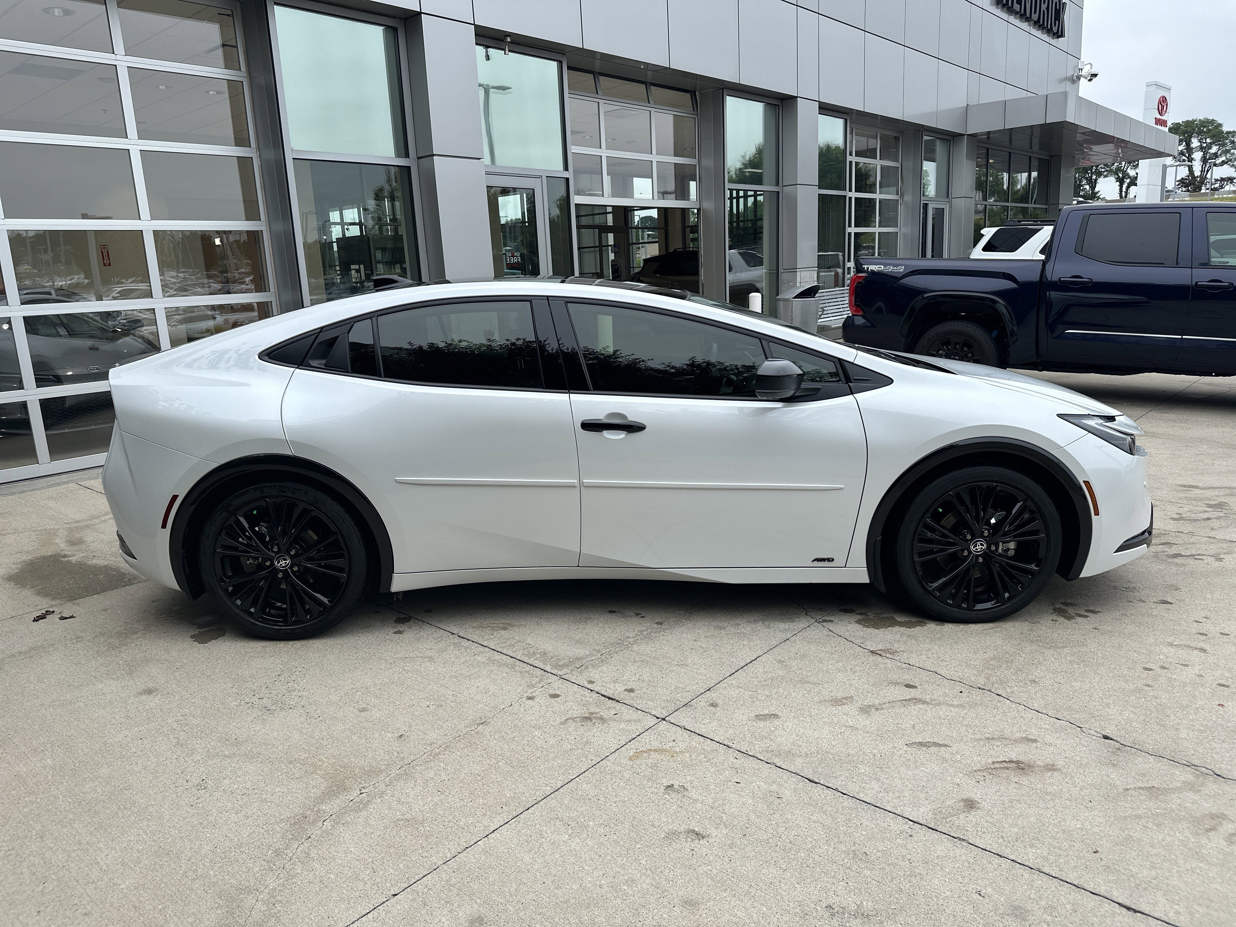 Used 2026 Toyota Prius AWD image 10