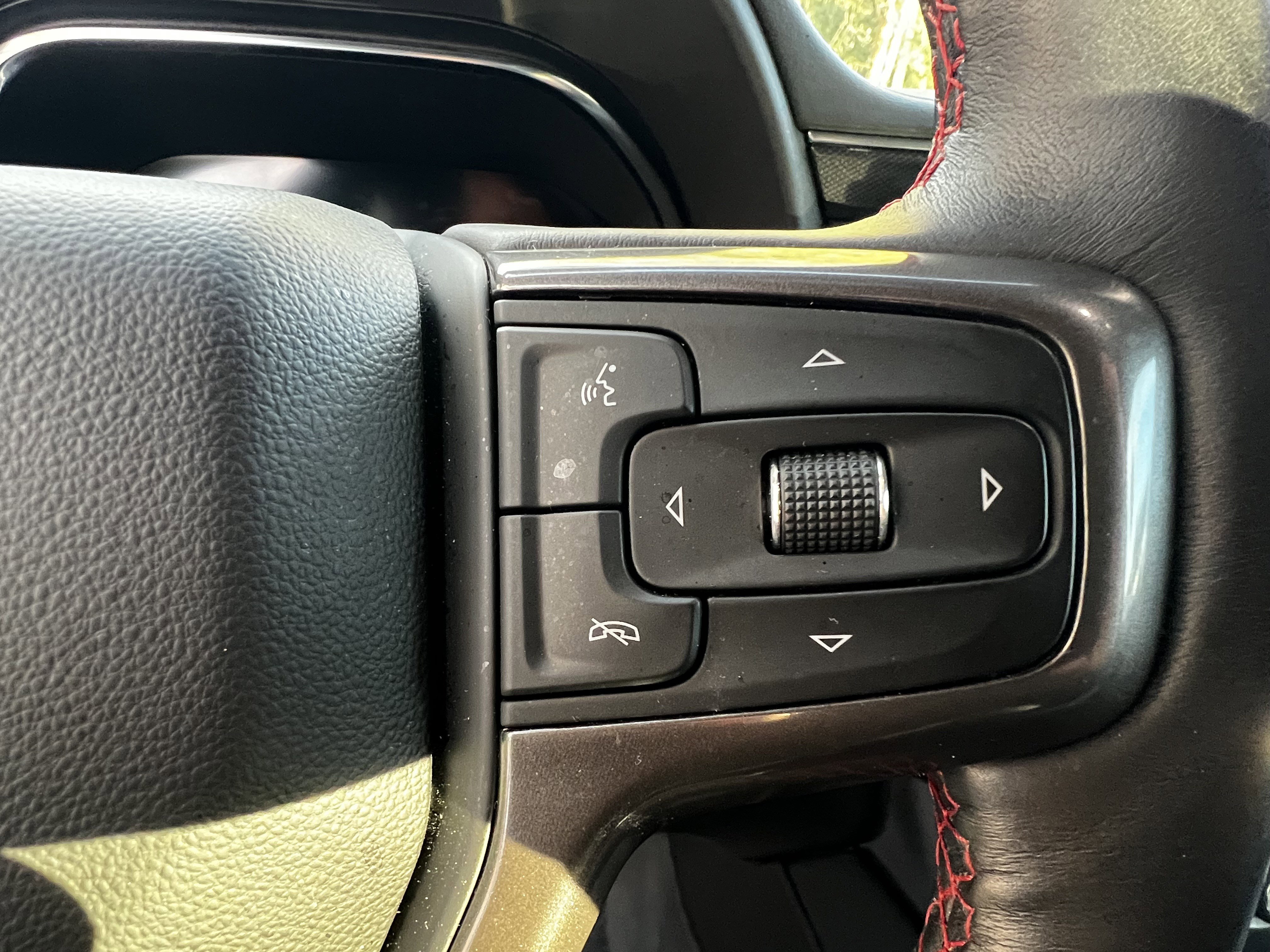 Used 2022 Chevrolet Tahoe RST w/ Luxury Package image 20