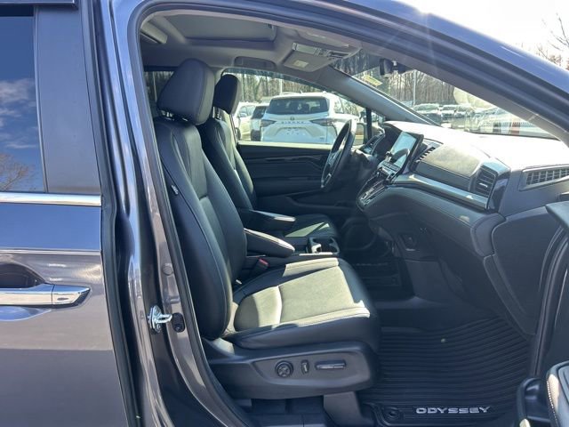 Used 2024 Honda Odyssey Touring image 17
