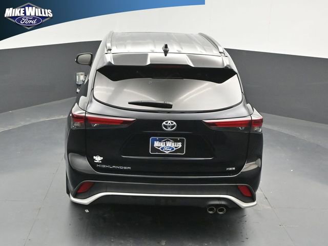 Used 2024 Toyota Highlander XSE image 14