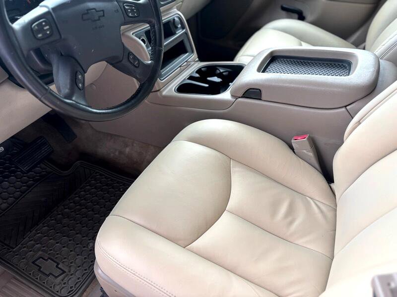 Used 2006 Chevrolet Suburban Z71 w/ Z71 Preferred Equipment Group image 20