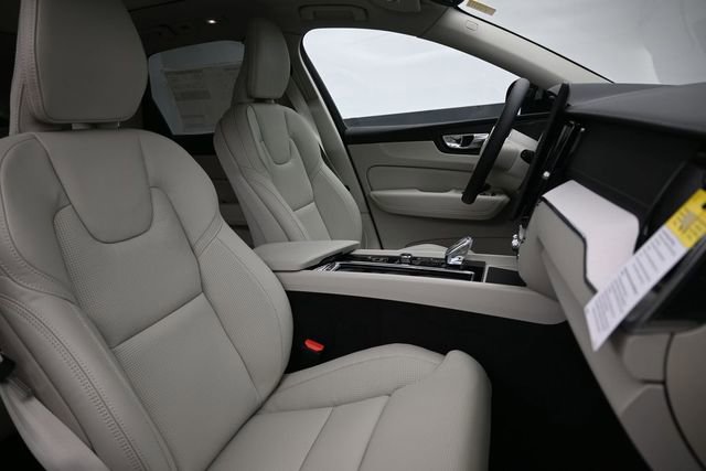 New 2026 Volvo XC60 B5 Ultra w/ Protection Package Premier AWD/4WD image 37