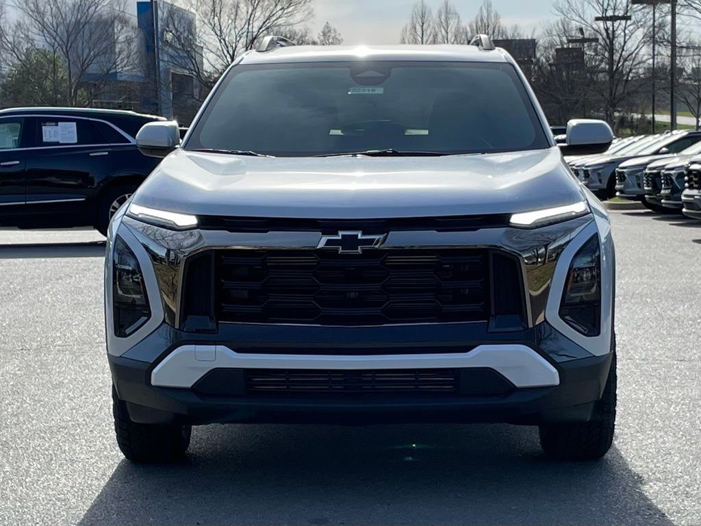 New 2026 Chevrolet Equinox ACTIV image 2
