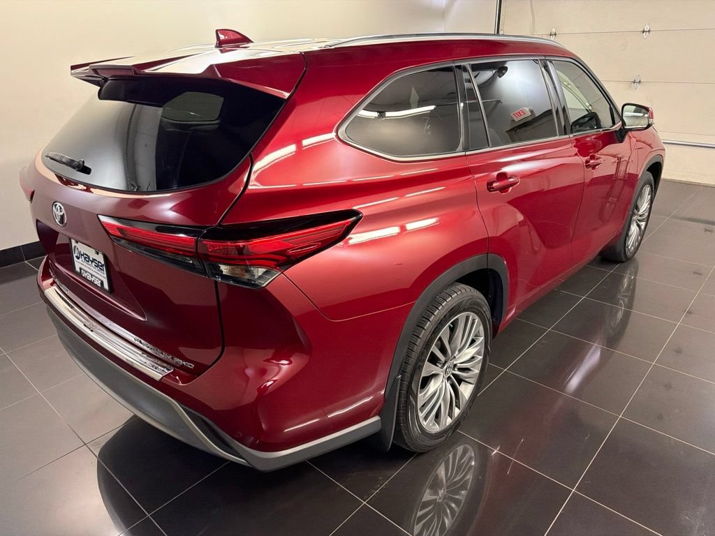 Used 2020 Toyota Highlander Platinum AWD/4WD image 6