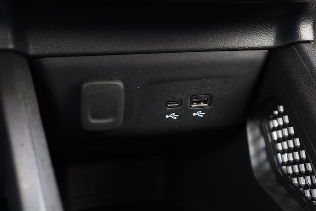 Used 2025 Chevrolet TrailBlazer LT AWD/4WD image 24